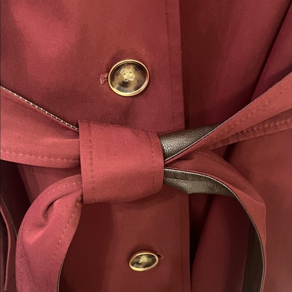 Via Spiga Burgundy Trench Coat with Leopard Lining - Picture 3 of 5